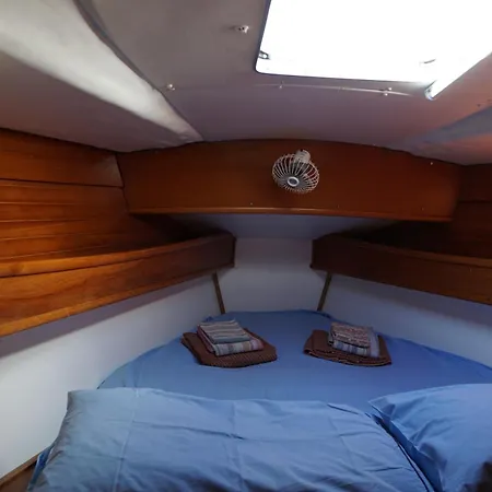 Bådhotel Gloria Sailing *