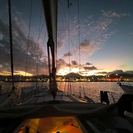 Gloria Sailing * Porticello