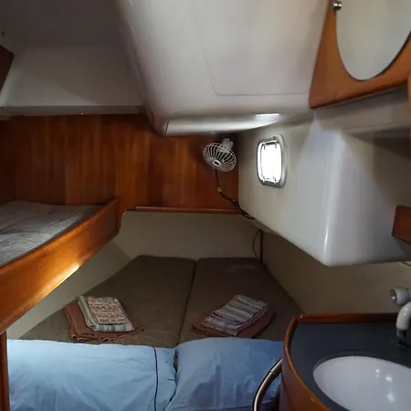 Πλωτό κατάλυμα Gloria Sailing Παλέρμο