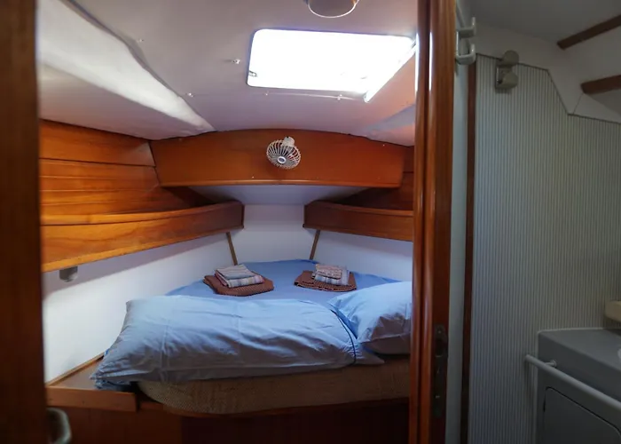 Gloria Sailing Botel Castellammare del Golfo